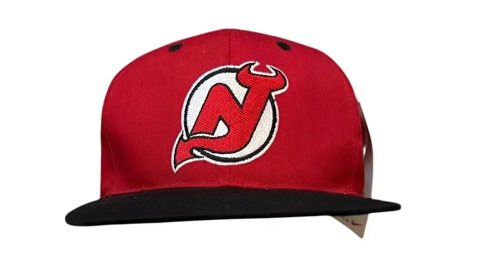 VTG NHL Sports Specialties Nike New Jersey Devils Hockey Team One Size Hat New